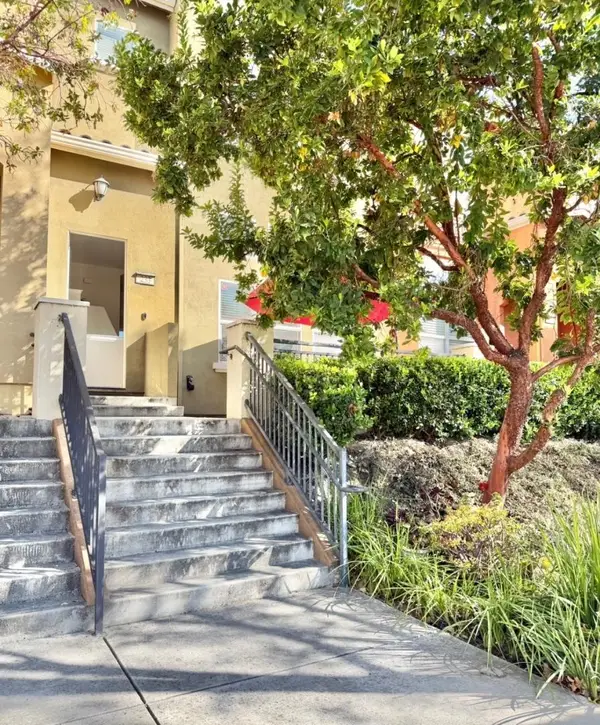 233 Esfahan Court, San Jose, CA 95111