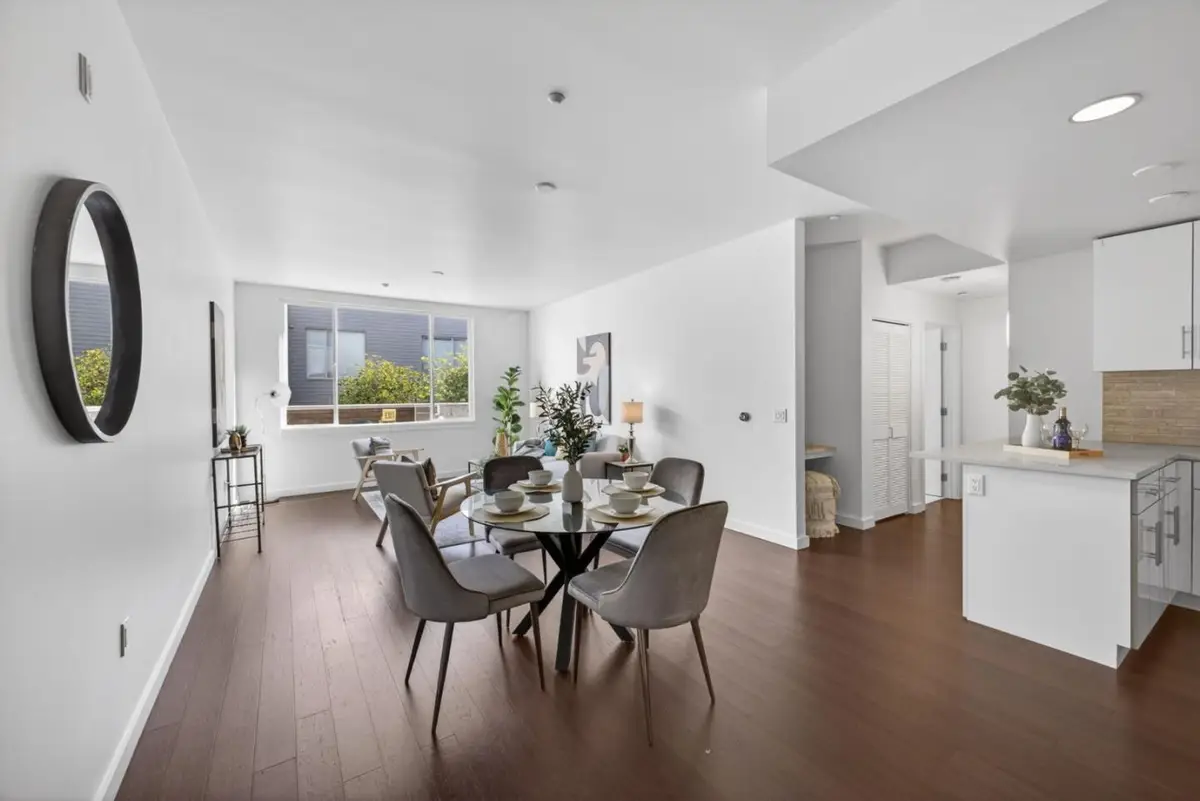 570 Innes Avenue  #204, San Francisco, CA 94124 - #1