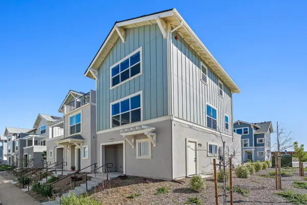 102 Skyline Vista Way, WATSONVILLE, CA 95076