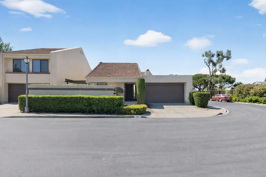 31 Barcelona Circle, Redwood City, CA 94065 - #2