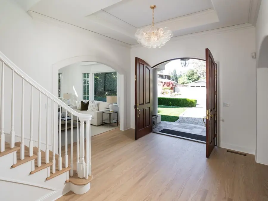 1049 Russell Avenue, Los Altos, CA 94024 - #2