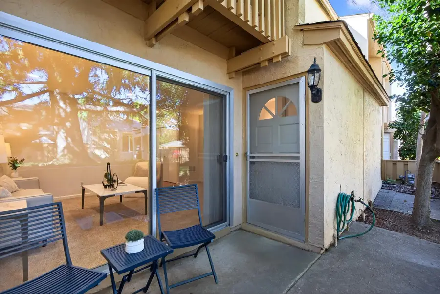 125 Connemara Way  #130, Sunnyvale, CA 94087 - #3