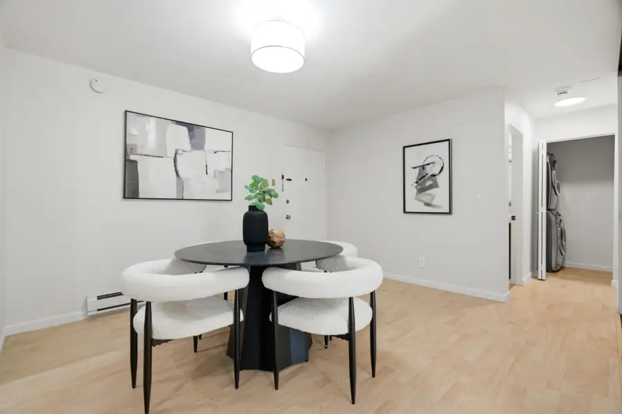 1031 Crestview Drive  #305, Mountain View, CA 94040 - #3