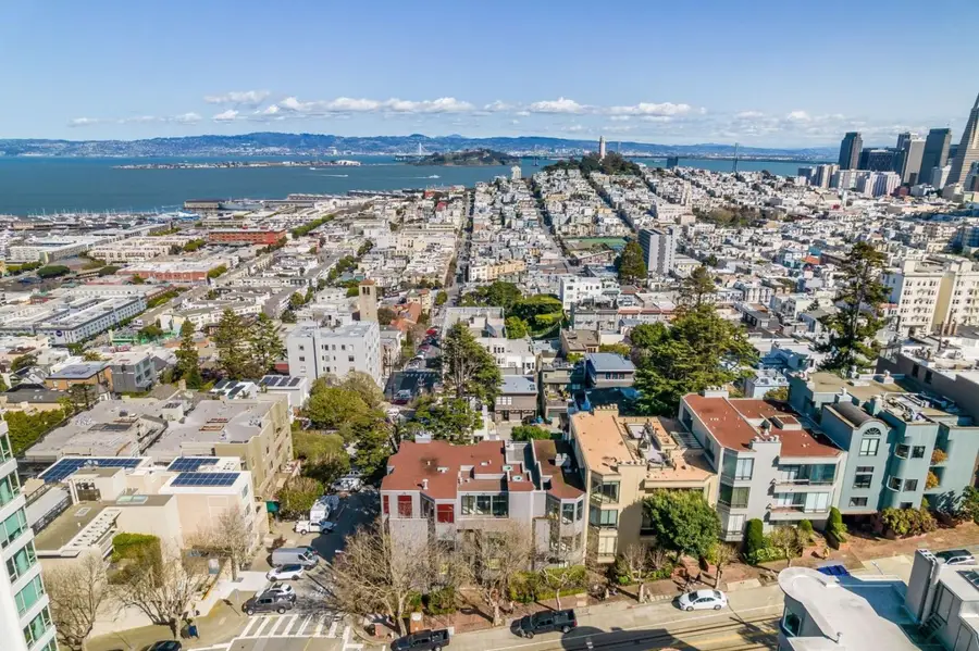 2390 Hyde Street  #1A, San Francisco, CA 94109 - #2