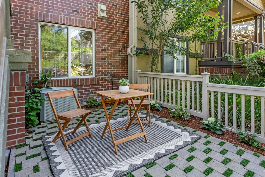 30 Royal Oak Court, Mountain View, CA 94040 - #2