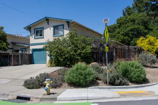 5489 Soquel Drive, SOQUEL, CA 95073