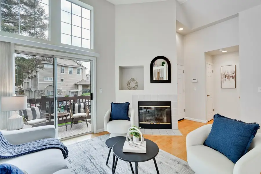 1876 Kenai Common, San Jose, CA 95131 - #2