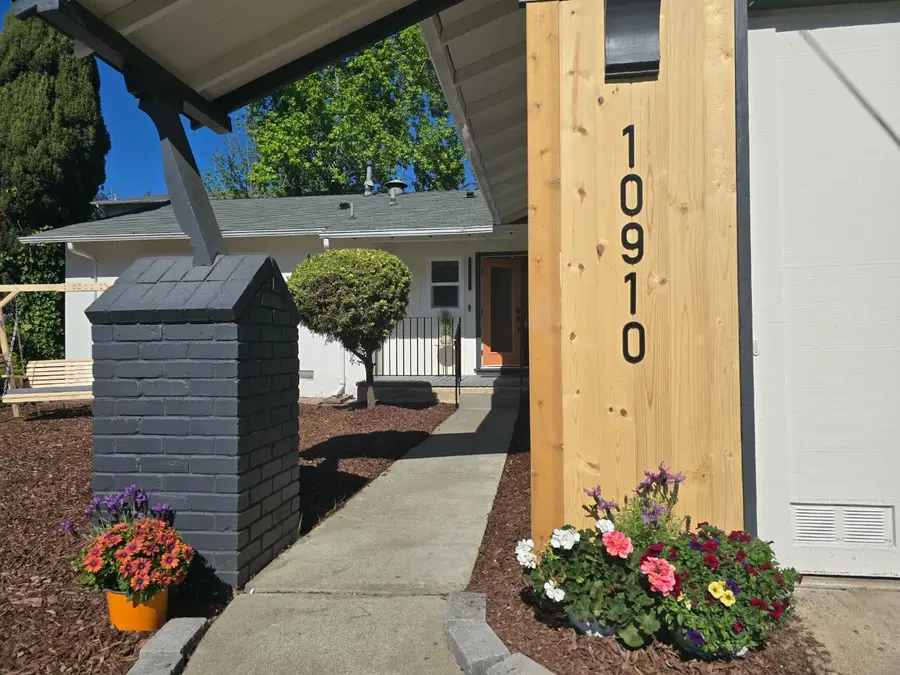 10910 Glen Artney Street, Oakland, CA 94605 - #3
