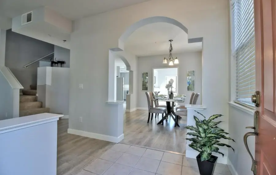 309 Village Circle, Santa Cruz, CA 95060 - #3