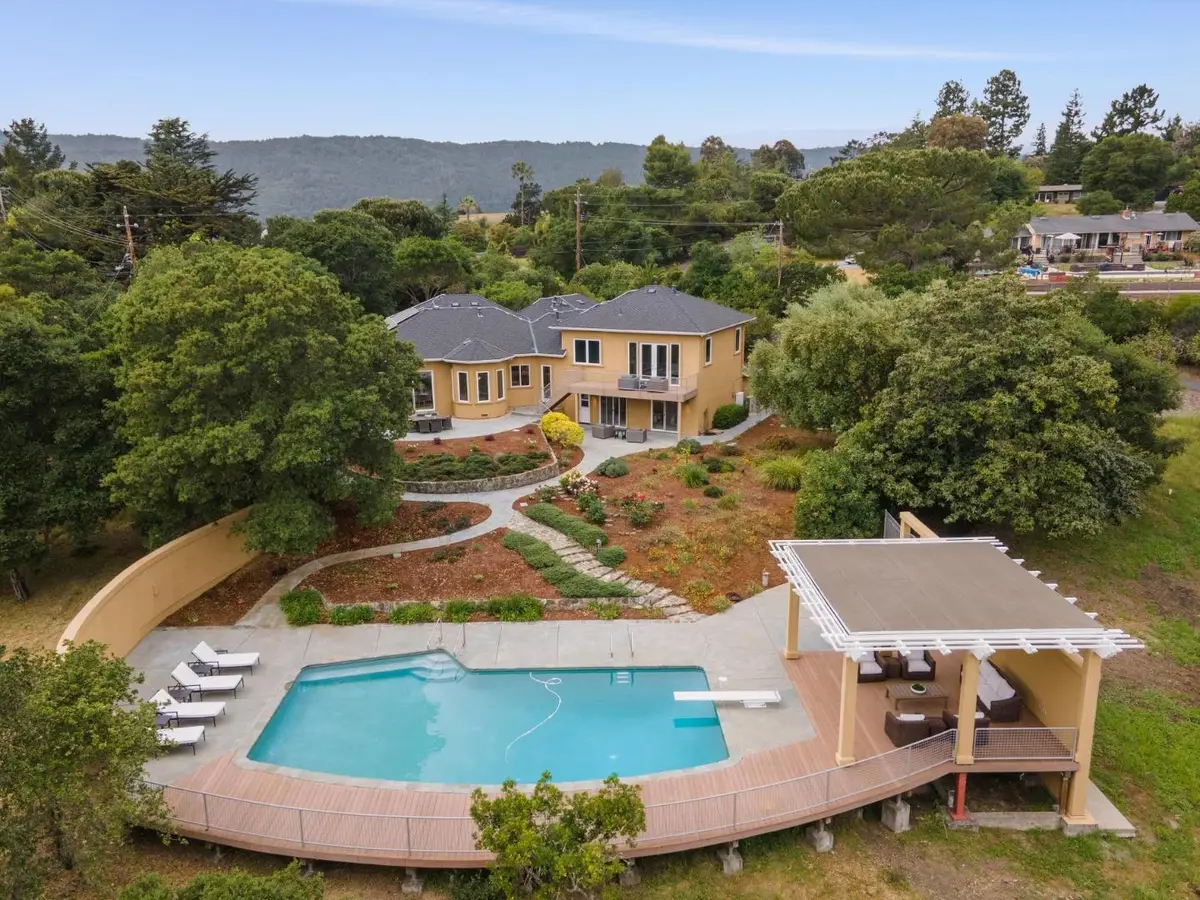 140 Ridgeway Road, Woodside, CA 94062 - #1