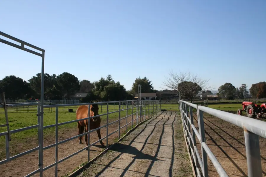 1738 H Santa Ana  #H, Hollister, CA 95023 - #3