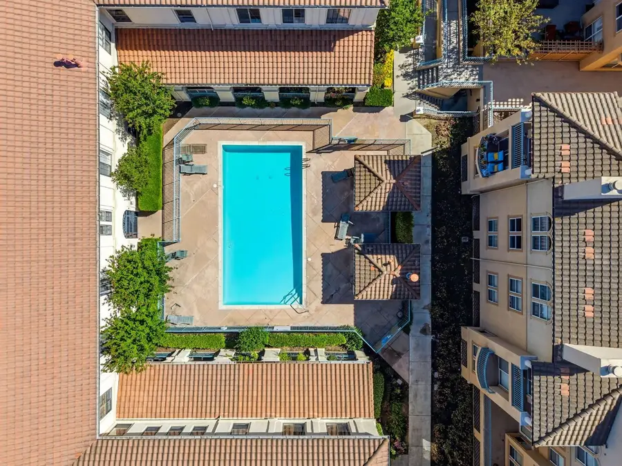 951 12th  #311, San Jose, CA 95112 - #3