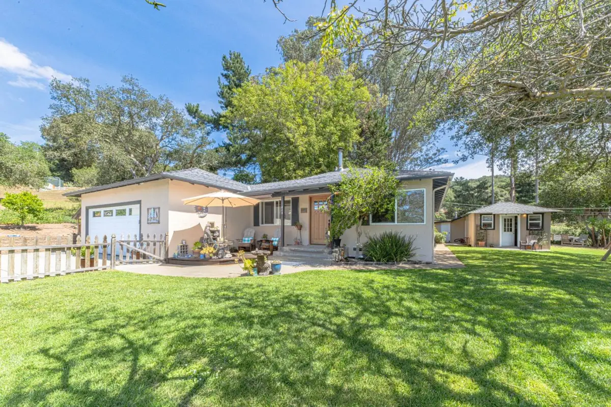 448 Echo Valley Road, Salinas, CA 93907 - #1