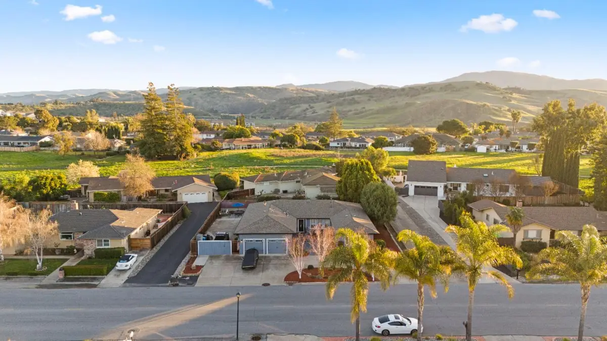 260 Donald Drive, Hollister, CA 95023 - #1