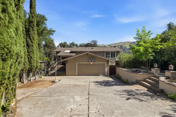 17200 Copper Hill Drive, MORGAN HILL, CA 95037