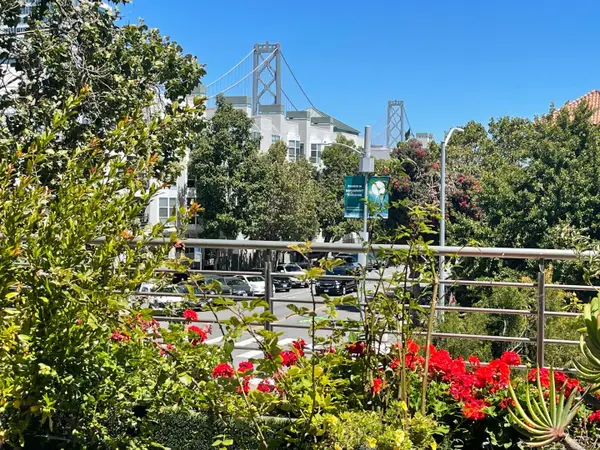 219 Brannan Street  #2F, San Francisco, CA 94107
