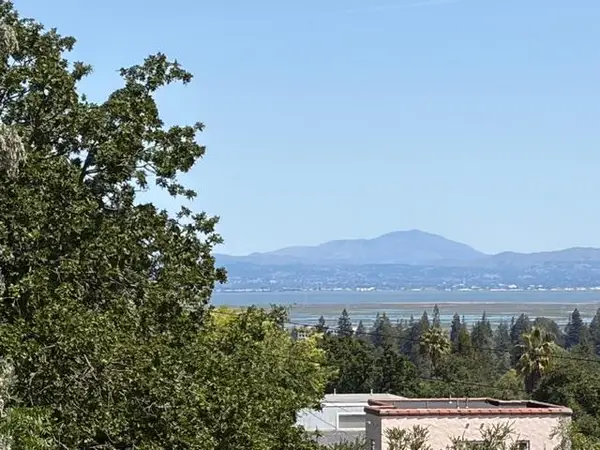 909 Hillcrest Drive, REDWOOD CITY, CA 94062