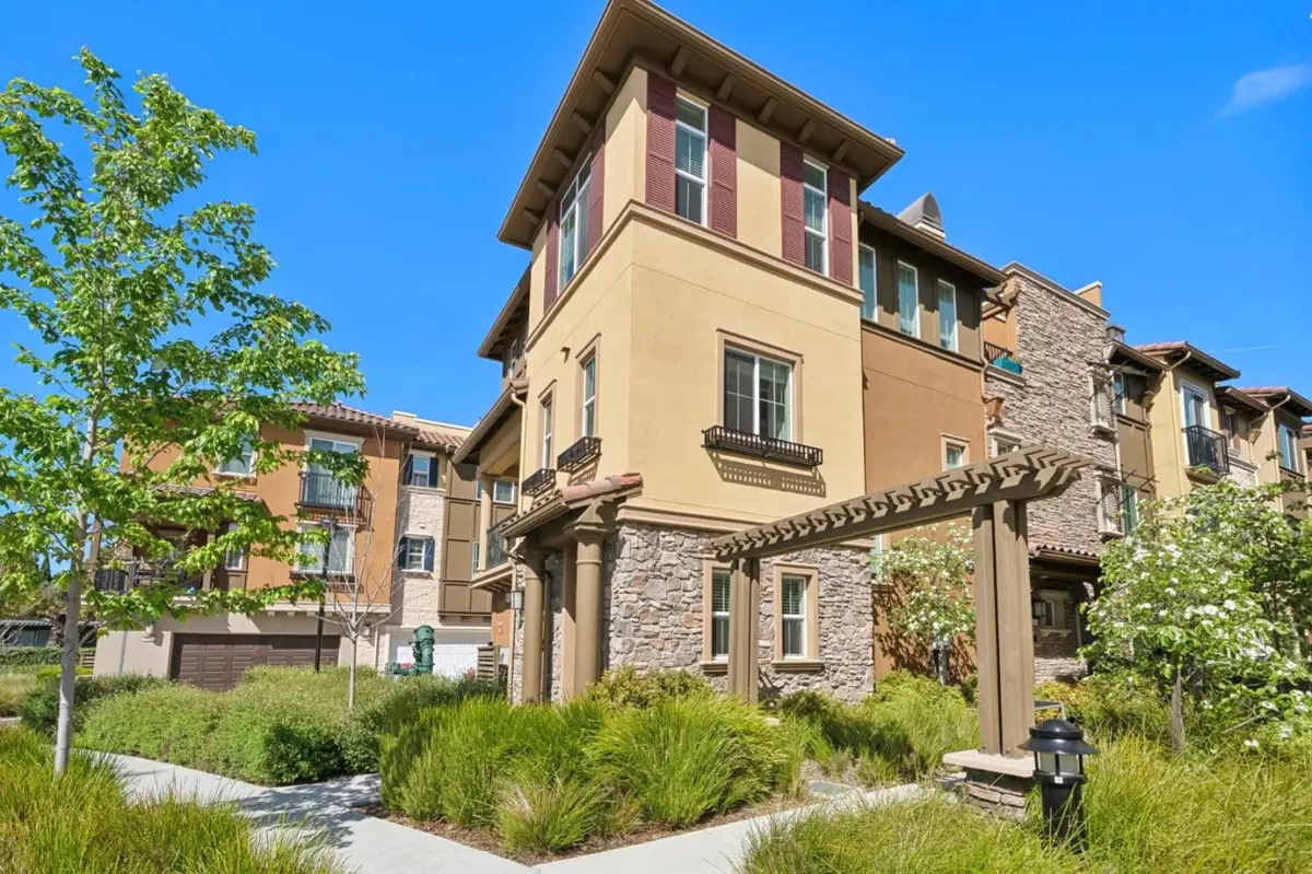 663 Alamo Court, Mountain View, CA 94043 - #1