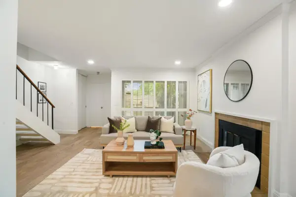 125 Connemara Way  #164, SUNNYVALE, CA 94087