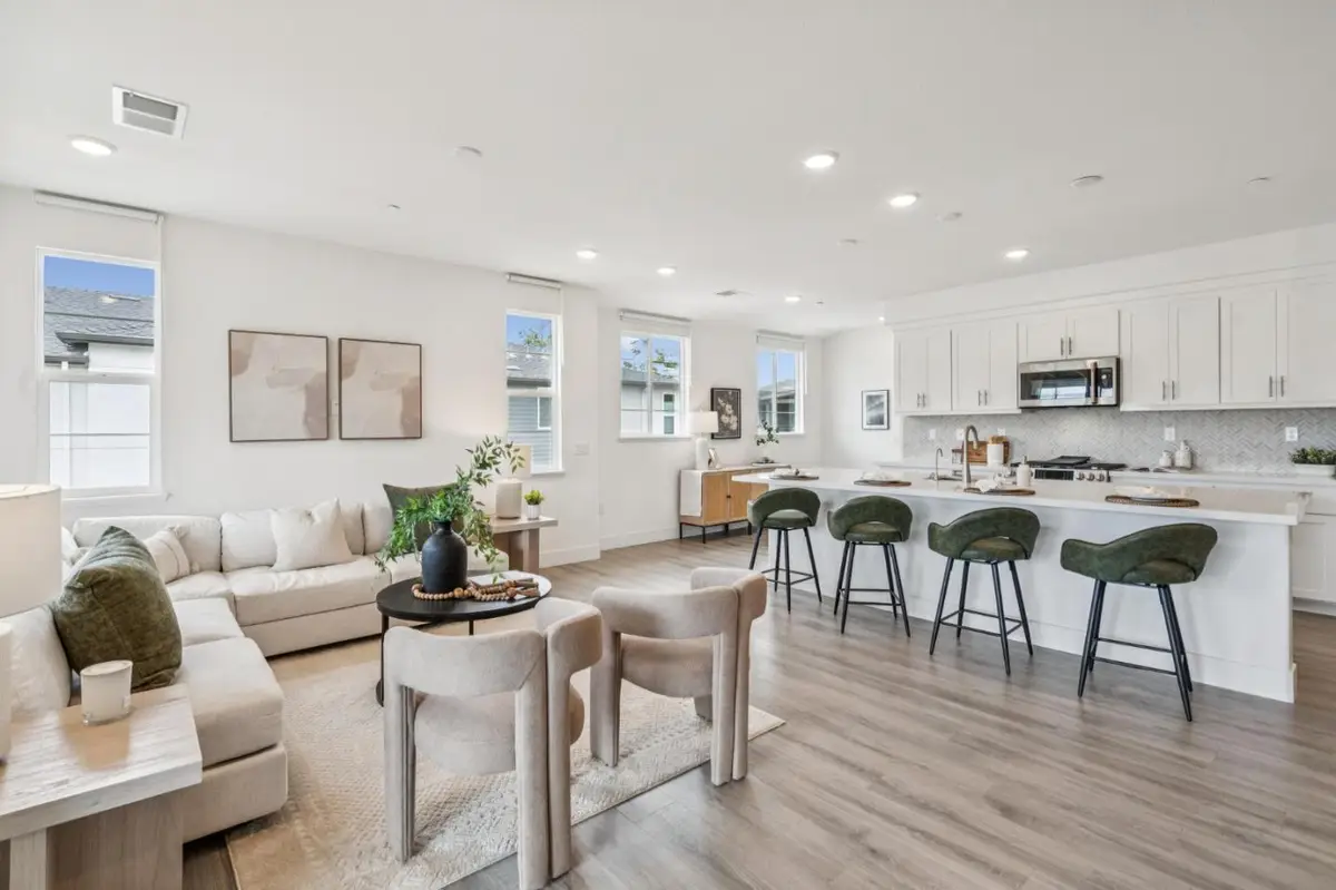 373 Arc Court, Hayward, CA 94544 - #1