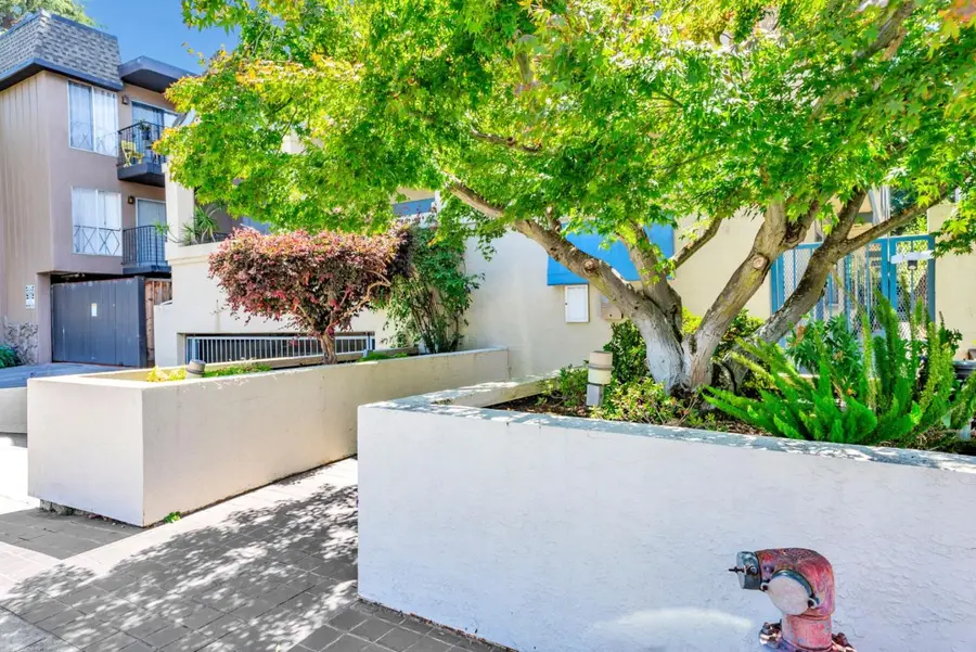 656 Cedar Street  #3, San Carlos, CA 94070 - #3