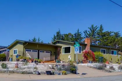 1855 Andrew Court, SEASIDE, CA 93955