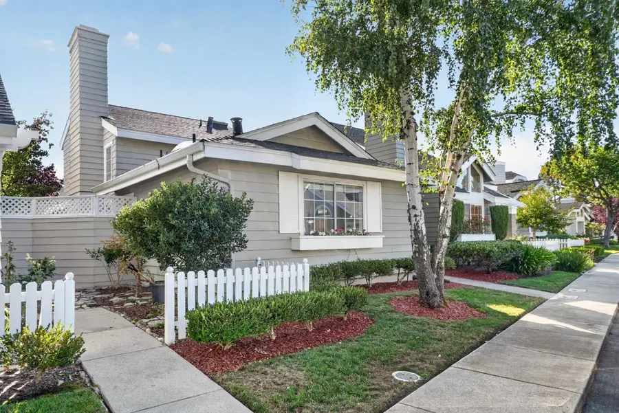 316 Sea Cliff Lane, Redwood City, CA 94065 - #2
