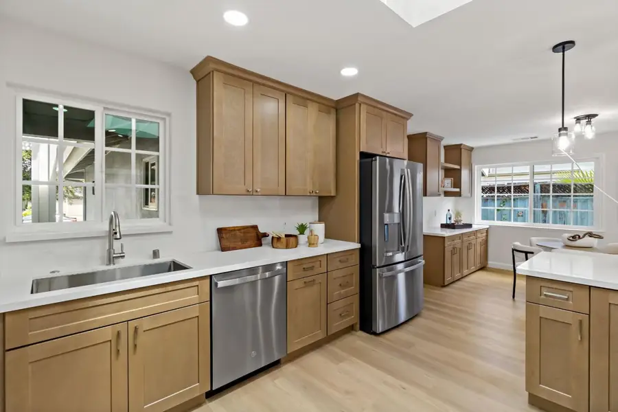 1304 Antwerp Lane, San Jose, CA 95118 - #3