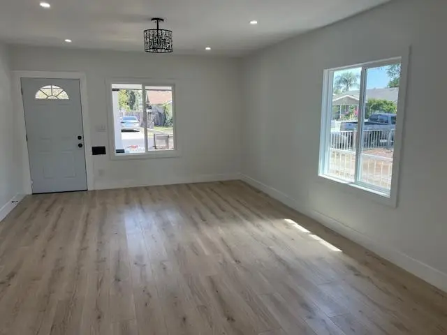 1275 Farris Avenue, Fresno, CA 93728 - #2