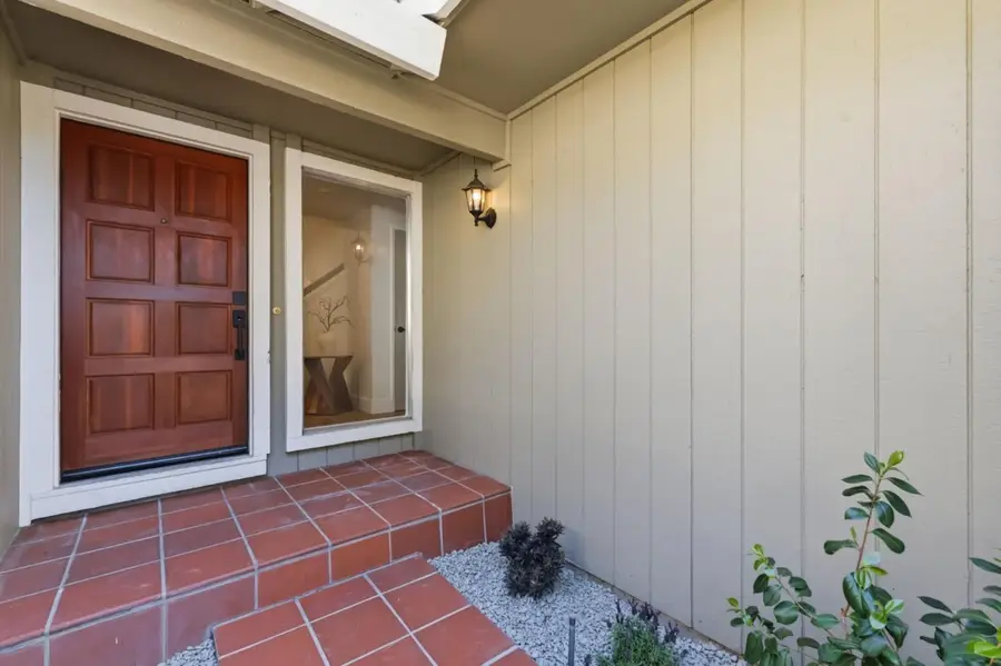 1127 Longshore Drive, San Jose, CA 95128 - #3