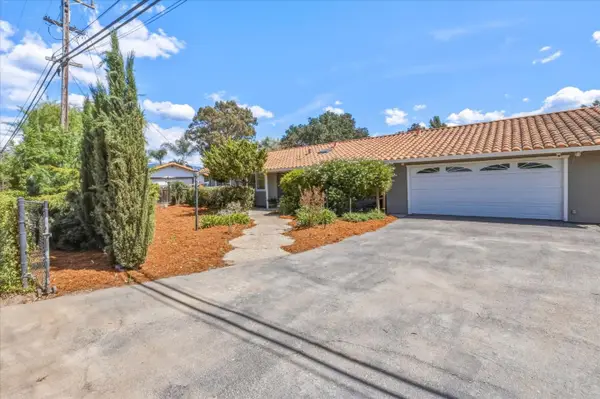 820 Maple Avenue, SAN MARTIN, CA 95046