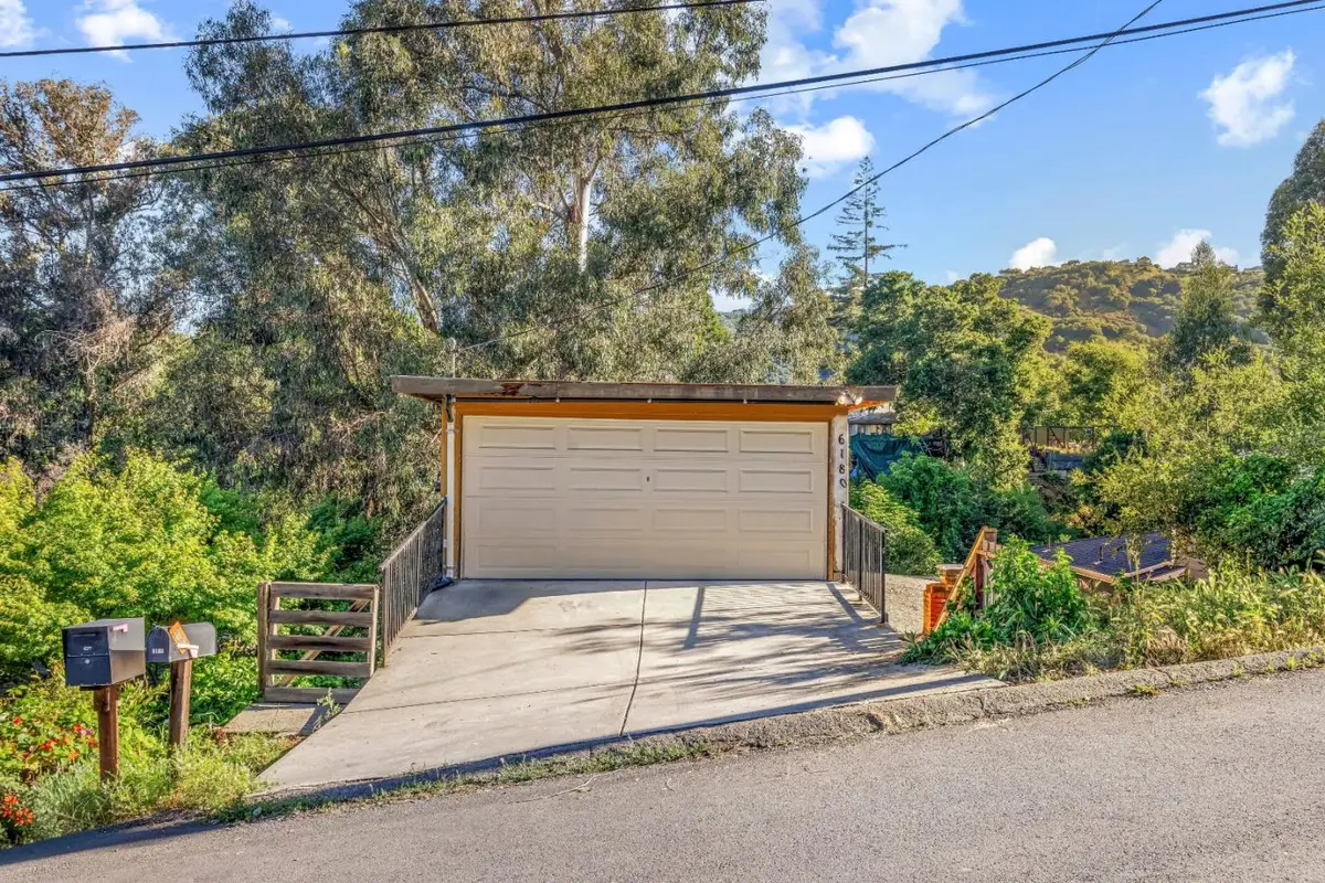 6180 Oakdale Avenue, Oakland, CA 94605 - #1