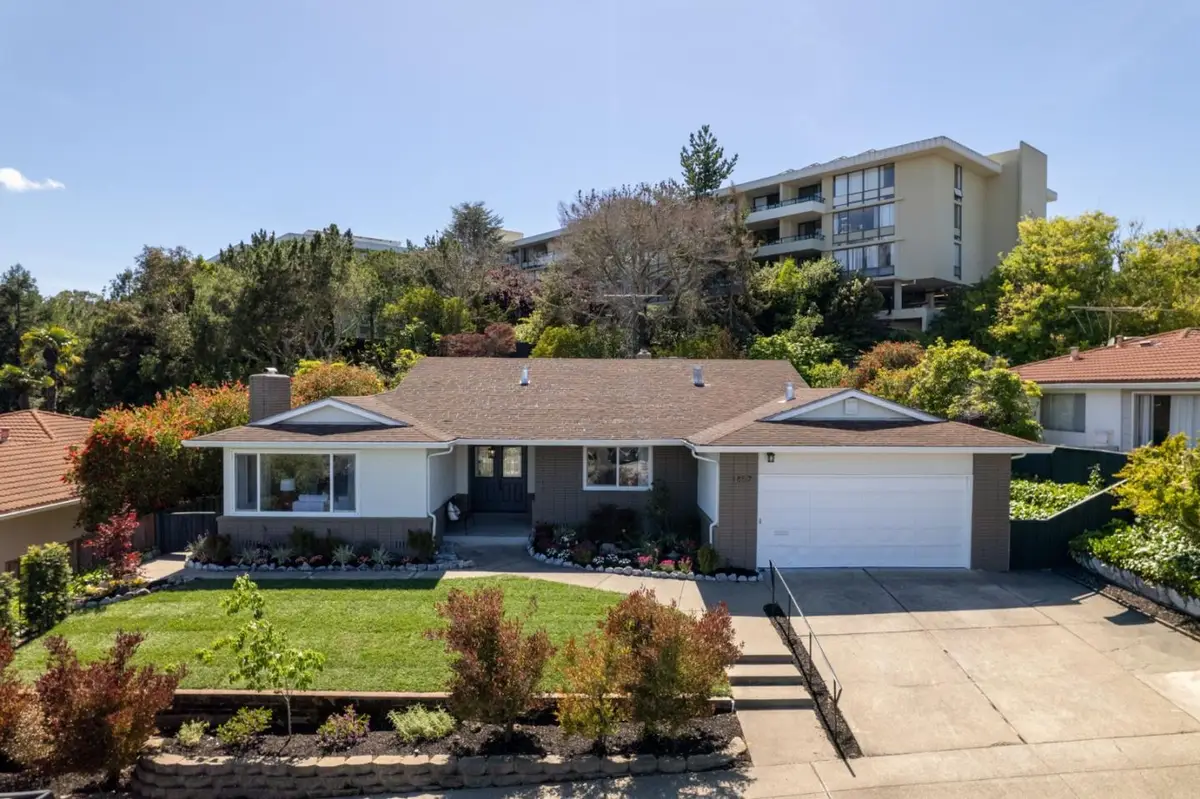 1857 Hunt Drive, Burlingame, CA 94010 - #1
