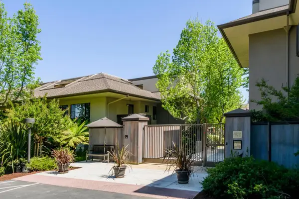 2140 Santa Cruz Avenue  #203, MENLO PARK, CA 94025