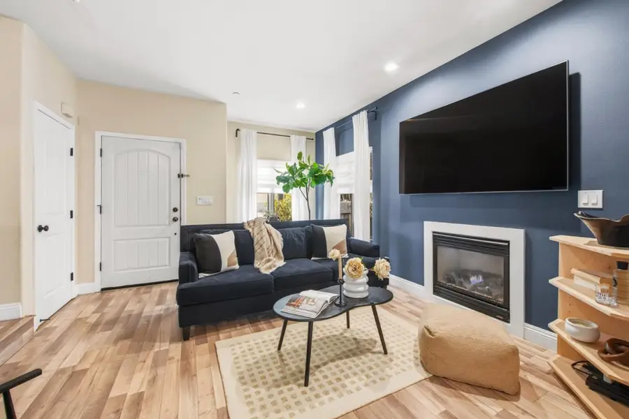 18 21st Street  #100, San Jose, CA 95116 - #2