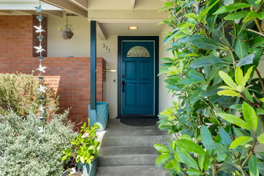 311 Amherst Drive, Salinas, CA 93901 - #2