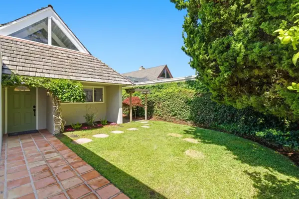 1038 Evelyn Avenue, SUNNYVALE, CA 94086