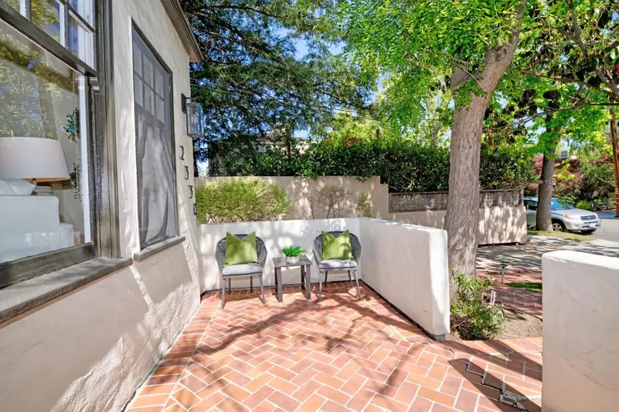 2330 Emerson Street, Palo Alto, CA 94301 - #3