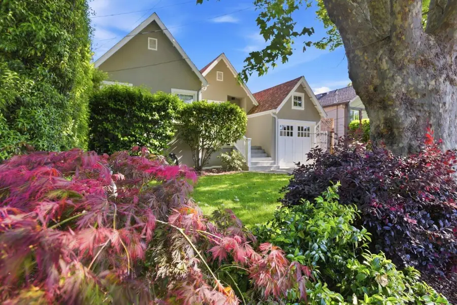 453 26th Avenue, San Mateo, CA 94403 - #3