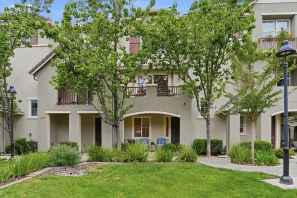 2092 Sheffield Drive, SAN JOSE, CA 95131