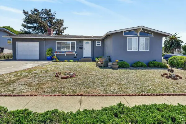 3182 Vista Del Camino, Marina, CA 93933
