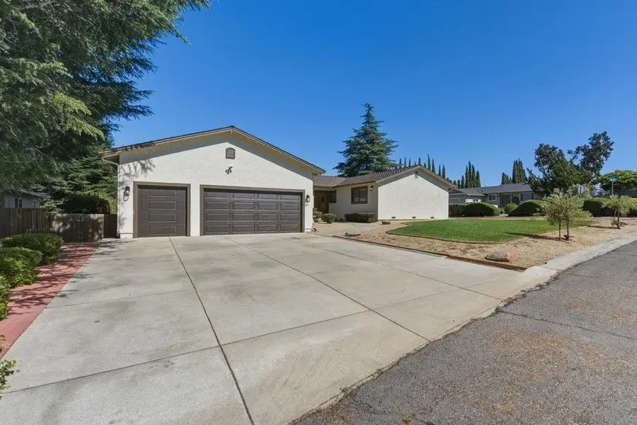 15 Rays Circle, Hollister, CA 95023 - #3