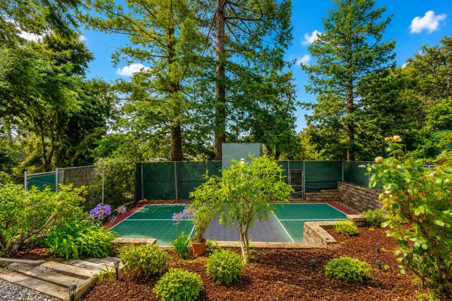 17529 Mayflower Drive, Castro Valley, CA 94546 - #2