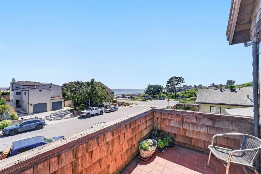 1010 Pelton Avenue, Santa Cruz, CA 95060 - #2