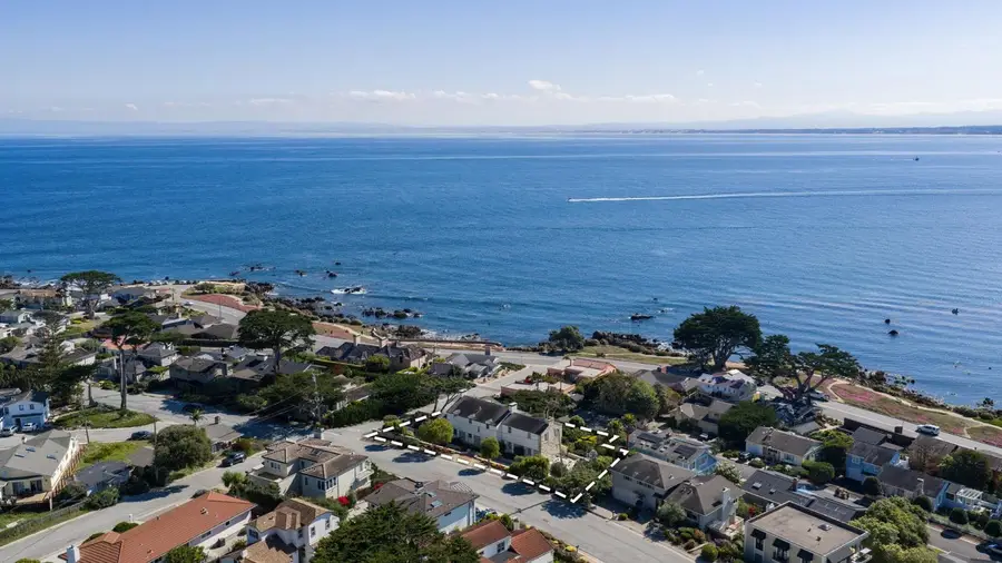 888 Del Monte Boulevard, Pacific Grove, CA 93950 - #2