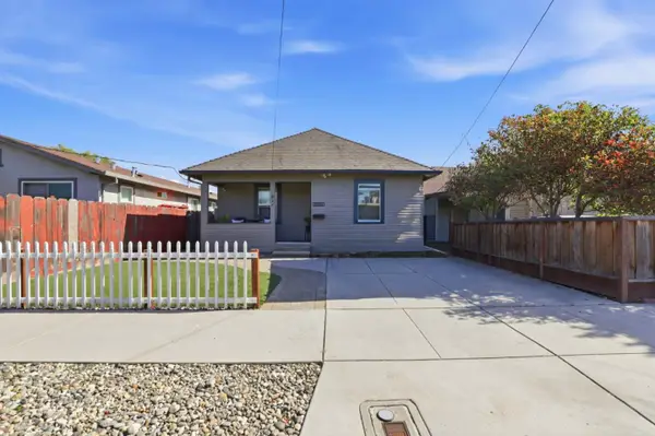 827 Central Avenue, Hollister, CA 95023