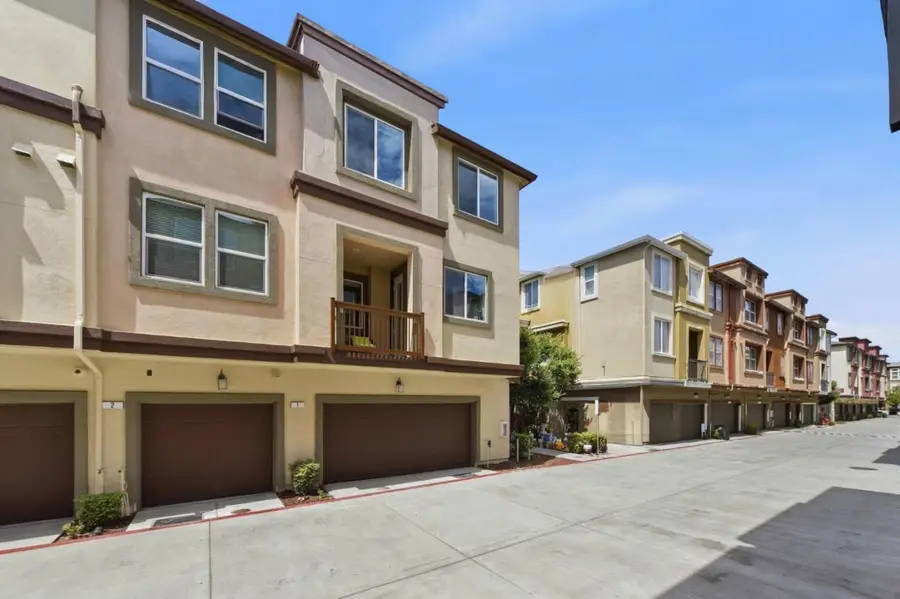 1011 Bellante Lane  #1, San Jose, CA 95131 - #3