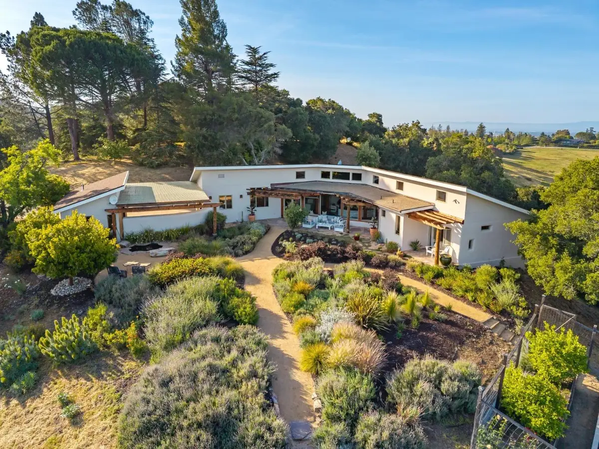 27690 Central Drive, Los Altos Hills, CA 94022 - #1
