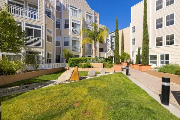 550 Ortega Avenue  #A214, MOUNTAIN VIEW, CA 94040
