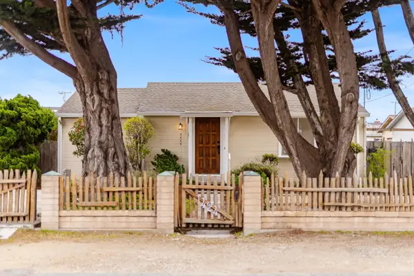1424 Contra Costa Street, SEASIDE, CA 93955